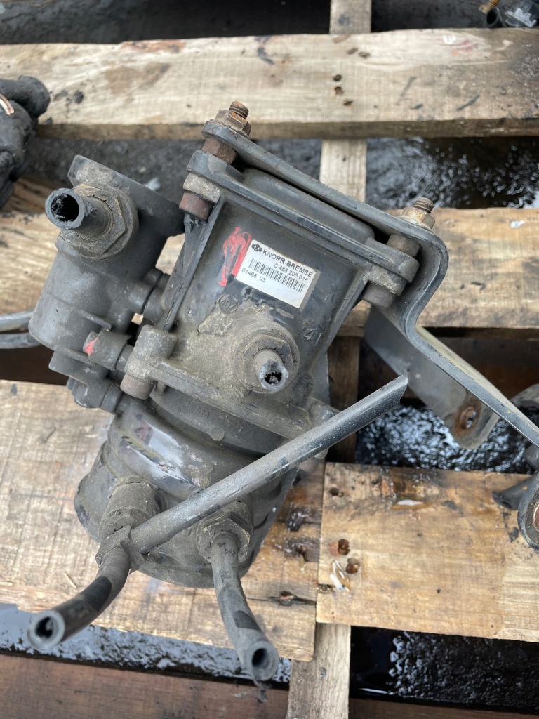 Купити Man tga tgm клапан ebs 0486205016 knorr-bremse