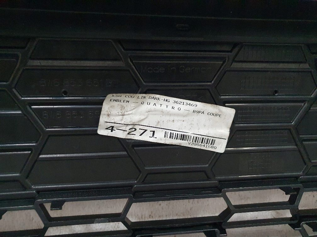 Audi a5 8w рестайлинг  2020- бампер перед комплектный  решётка радиатора pdc ассистент радар acc в Украине