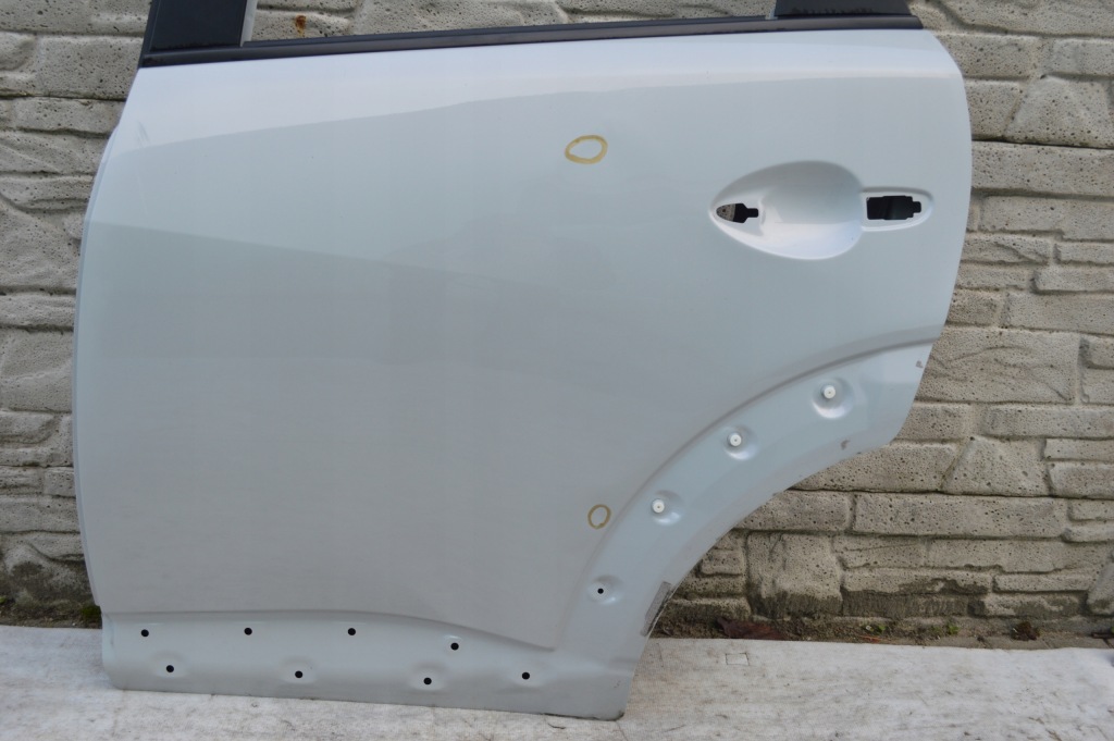 Дверь задняя левое mazda cx3 в Украине