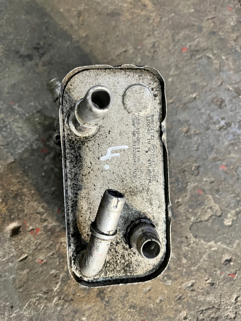 фото №1, 4 bmw радіатор оливи 7551647