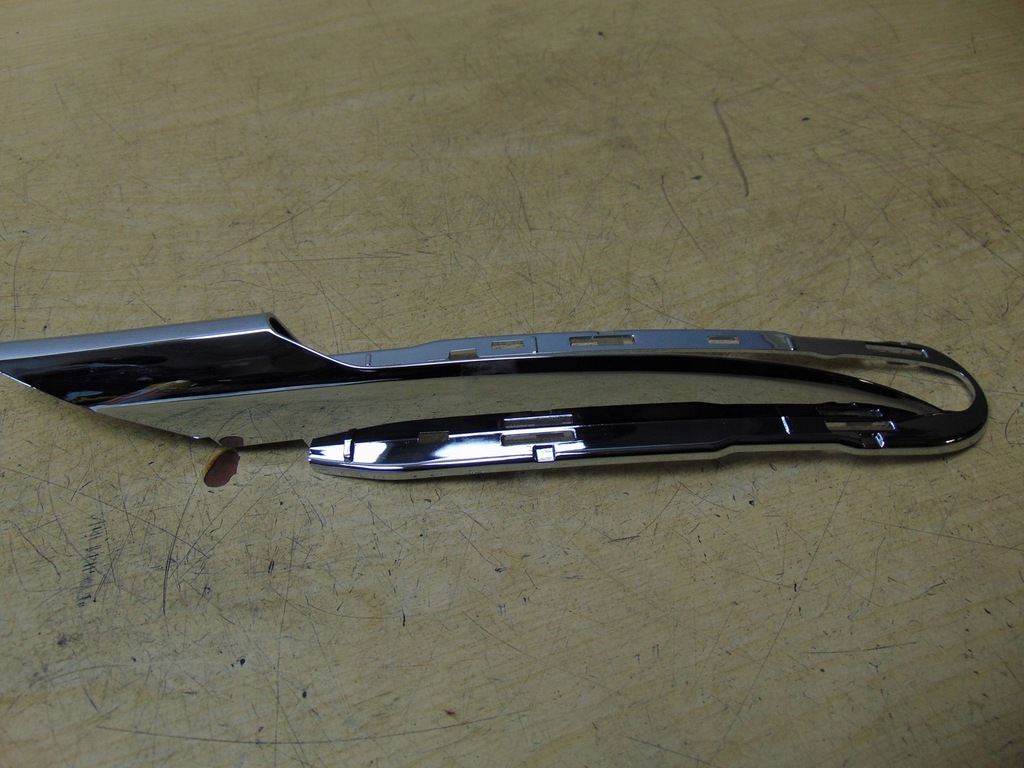 фото №7, Молдинг хром бампера mercedes w251 r klasa права