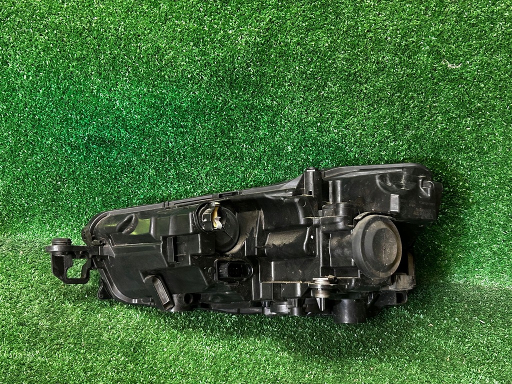 фото №3, Фара правый skoda scala led