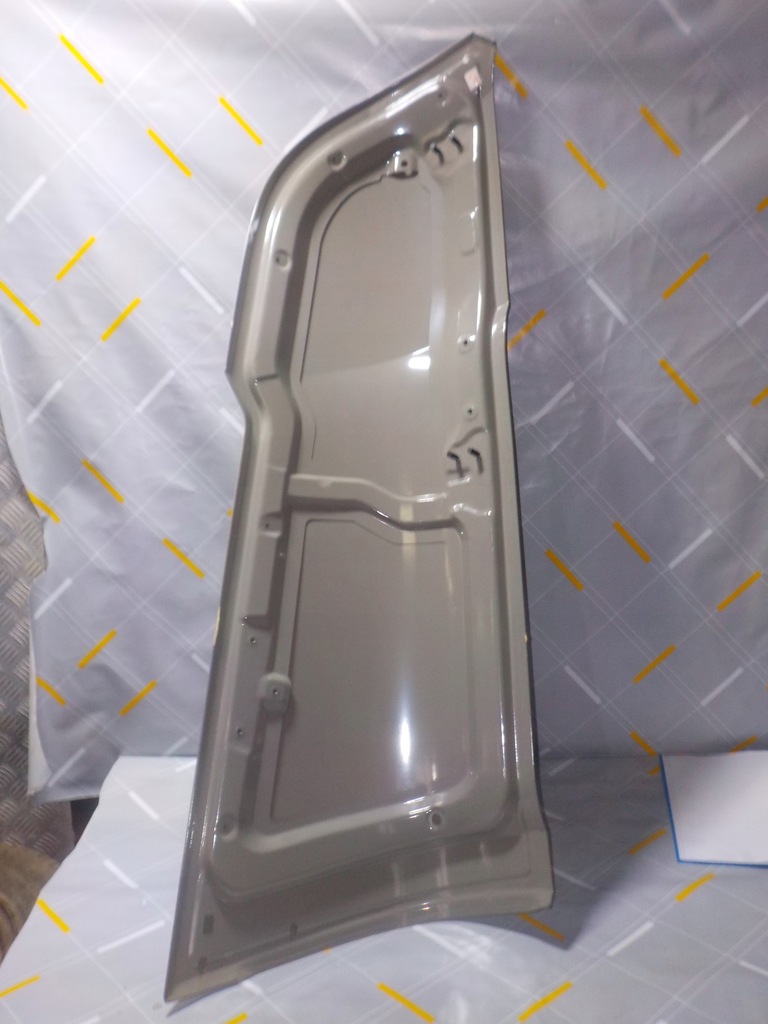 фото №2, Scania r s ветровик уголок правая 2230751