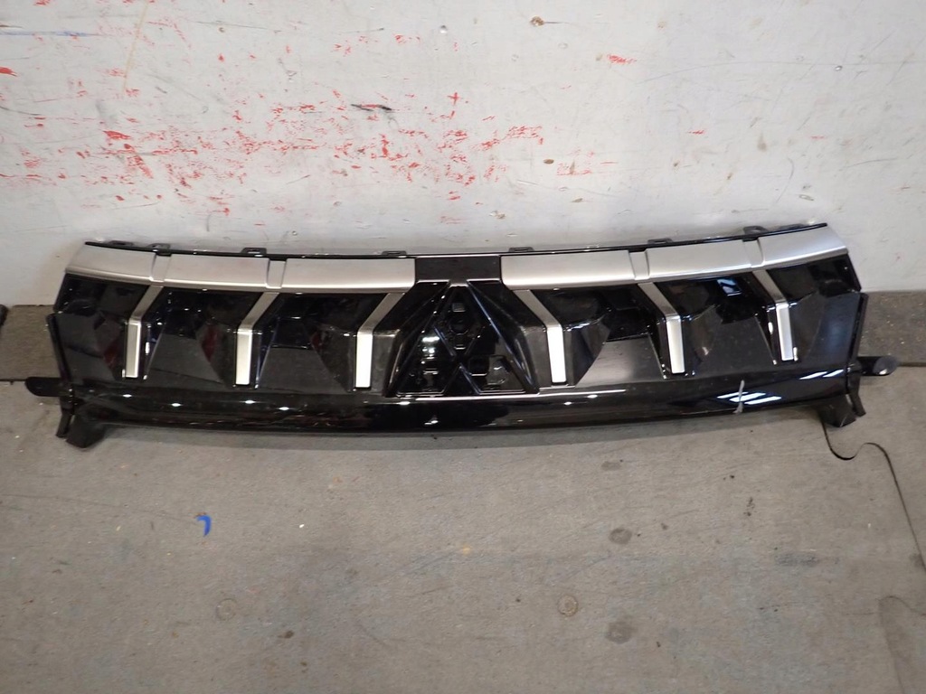 фото №1, Решітка радіатора mitsubishi asx 2024- 620786261