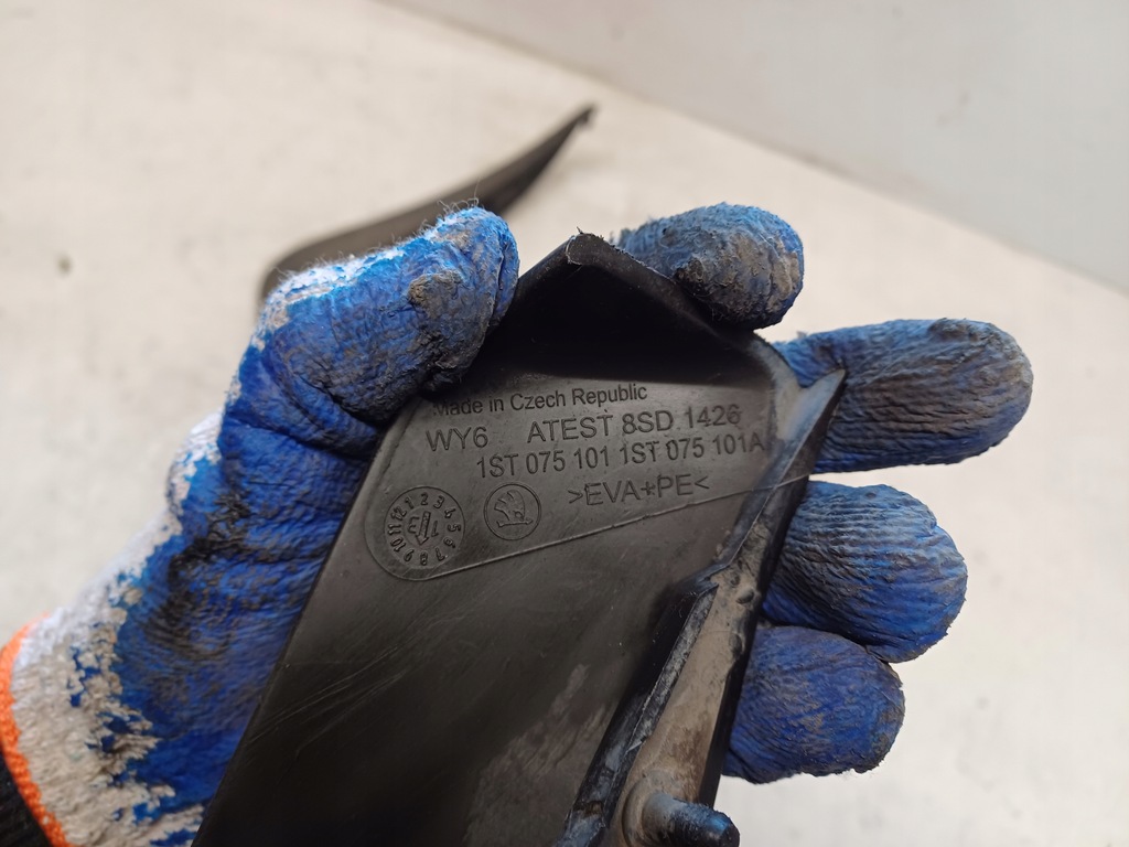 фото №10, Skoda citigo 12- брызговики задняя левый правый 1st075101 1st075101a