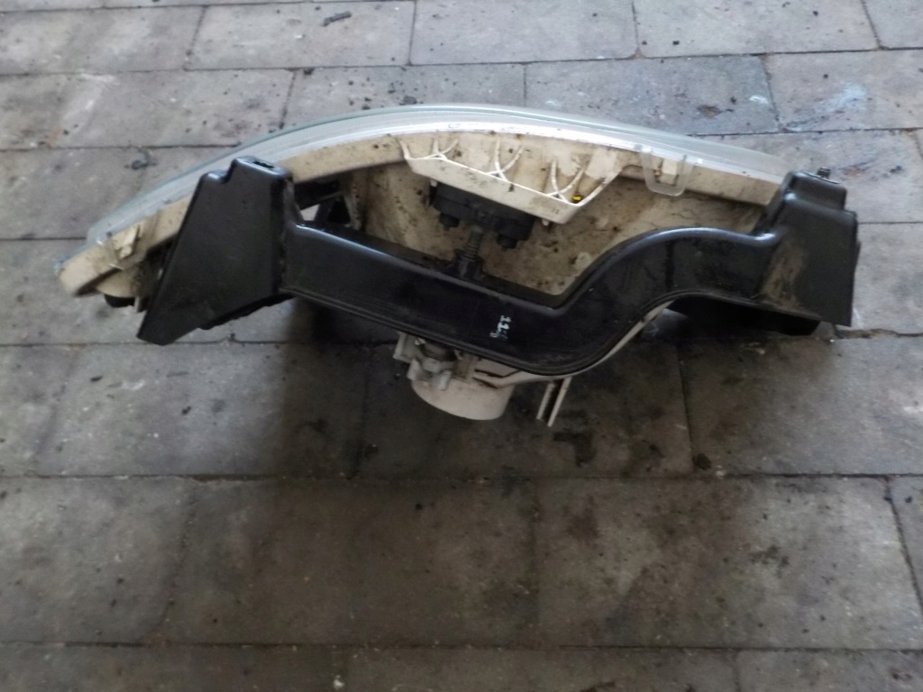 Лампа левый перед daf 106 176019-01 Доставка