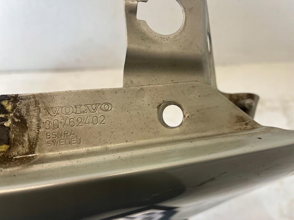 фото №11, Volvo xc60 крыло правый перед 13-