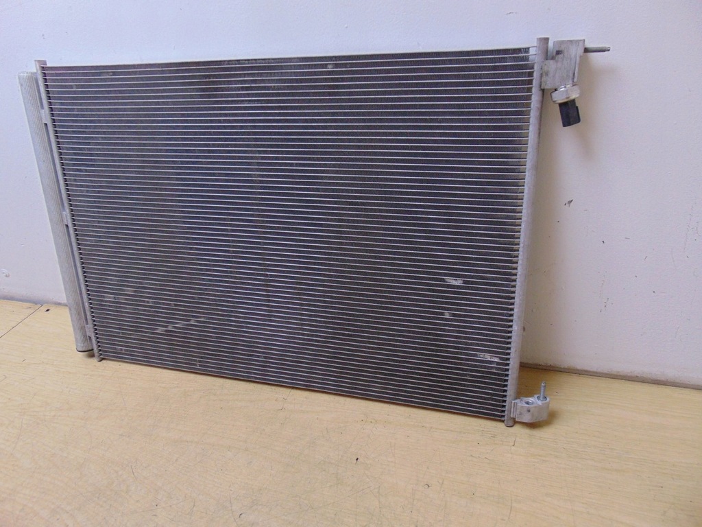 фото №10, Радиатор кондиционера mercedes w205 w213 w222