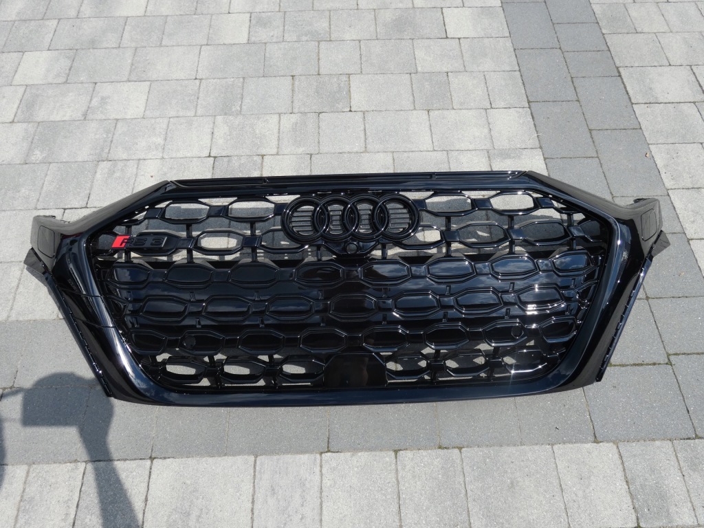 фото №1, Решётка радиатора, решётка радиатора audi a-3 rs-3 8y