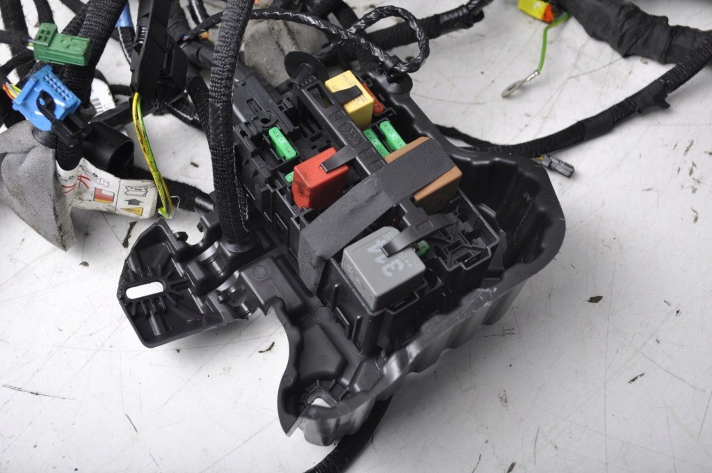 фото №9, Peugeot 2008 ii жгут электропроводка салона 9836557980