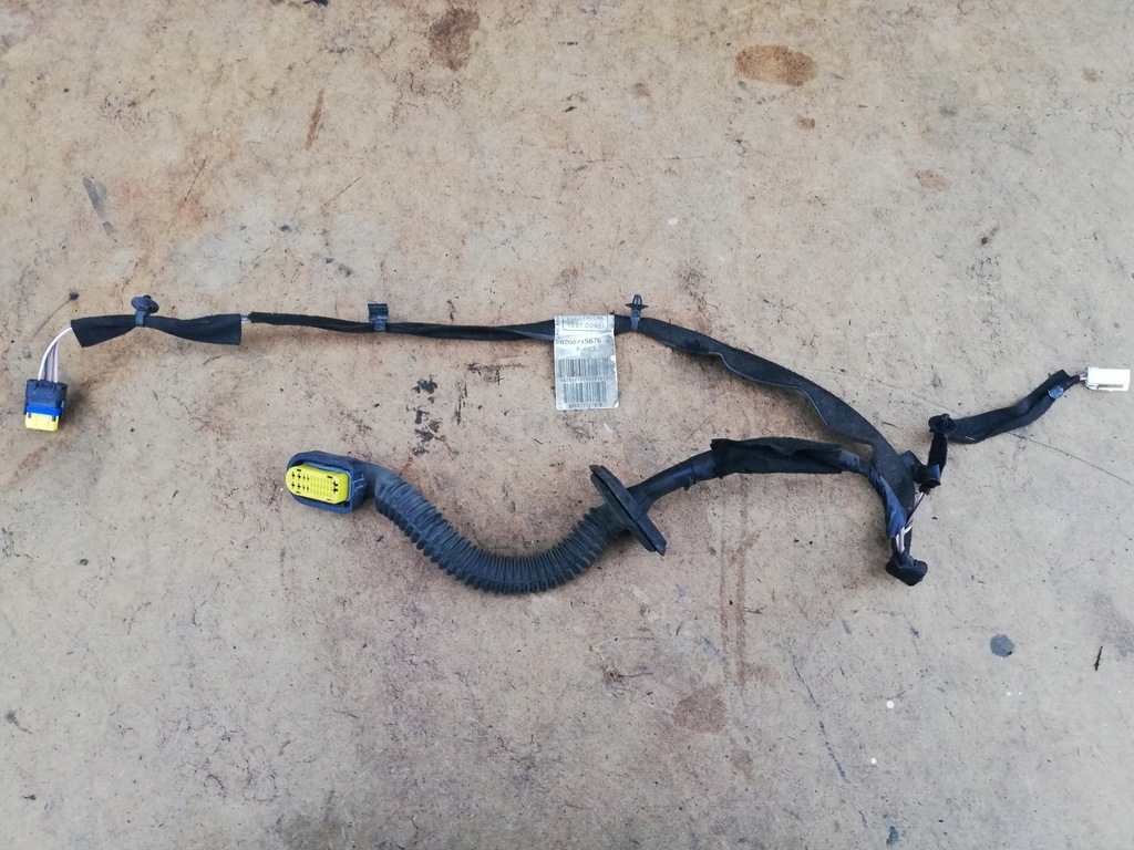 фото №1, Джгут двері правих задня clio iii 8200715676