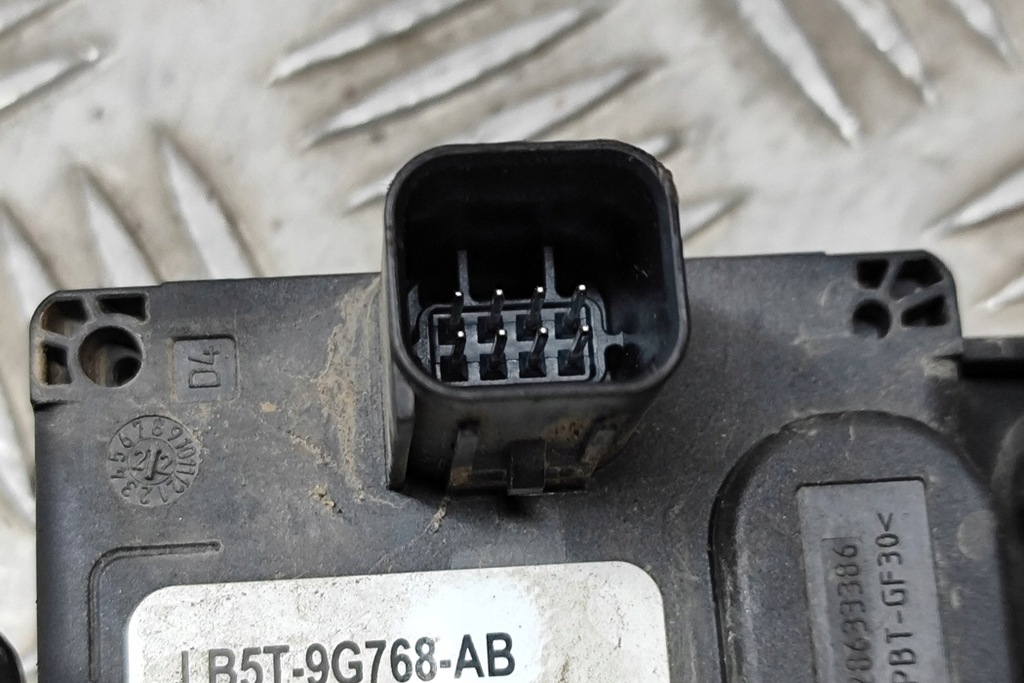 фото №5, Ford puma distronic з тримач lb5t-9g768-ab 1.0 гібрид 114kw 2023