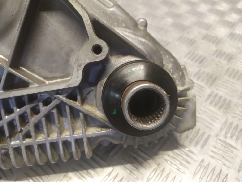 фото №13, Bmw оригинальный номер 7505376 x5 f15 x6 f16 редуктор коробки передач