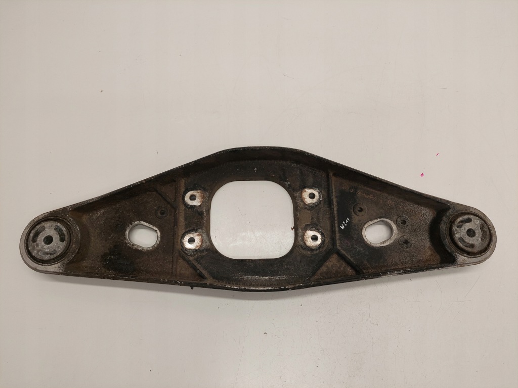 фото №1, Кронштейн кронштейн дифференциал mercedes w211 a2303522206