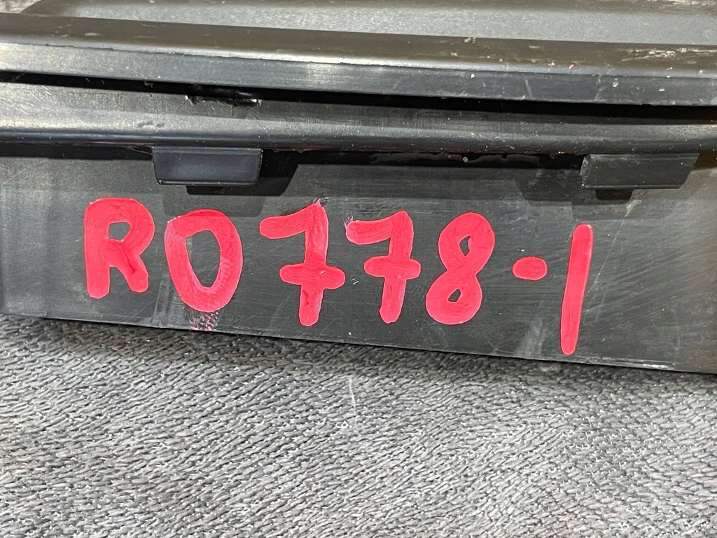 фото №8, Abarth 500 lift 15- решітка радіатора решітка нижня бампера ліва задня задня