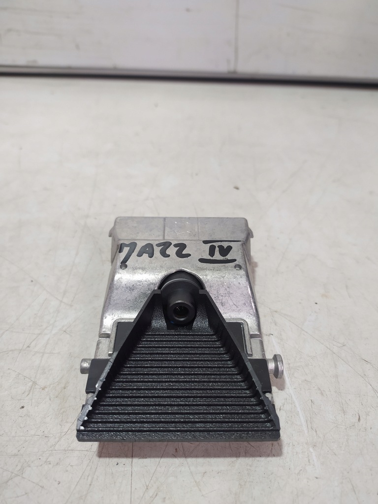 фото №1, Honda jazz iv ассистент поперечина радар 15-