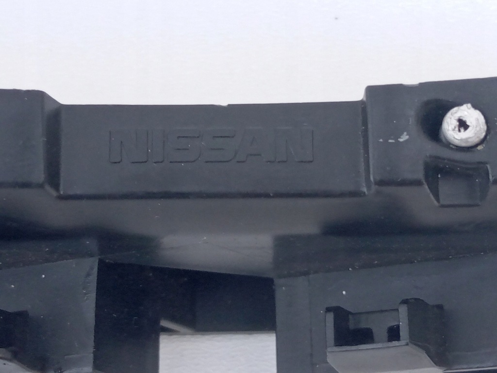 фото №6, Напрямна бампера правий задня nissan gt-r gtr