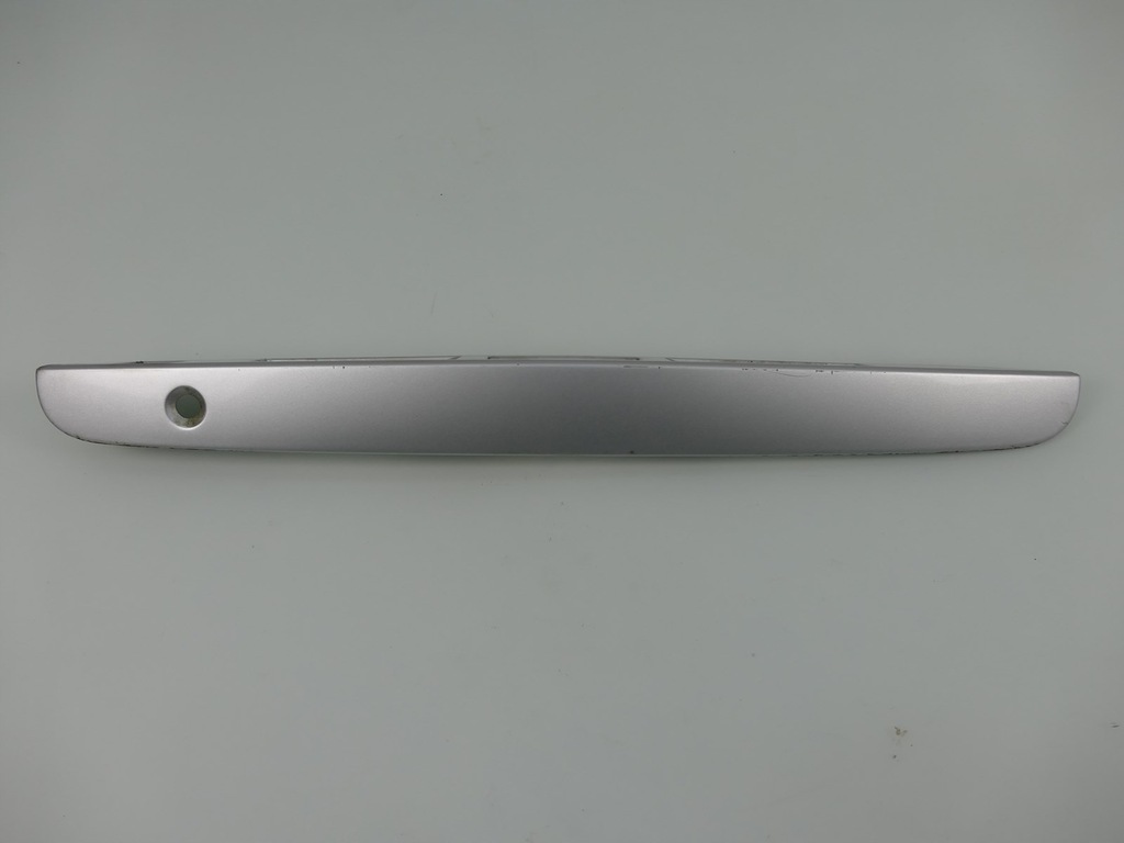 фото №1, Mazda premacy накладка кришки багажника 18g