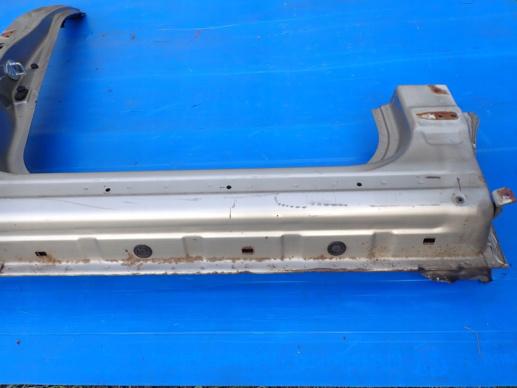 фото №4, Mitsubishi grandis поріг правий