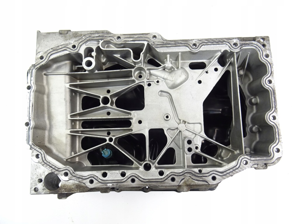 Vw seat skoda audi 1.4 поддон масляная 04e103600b 04e907660c 04e103603 с Разборки