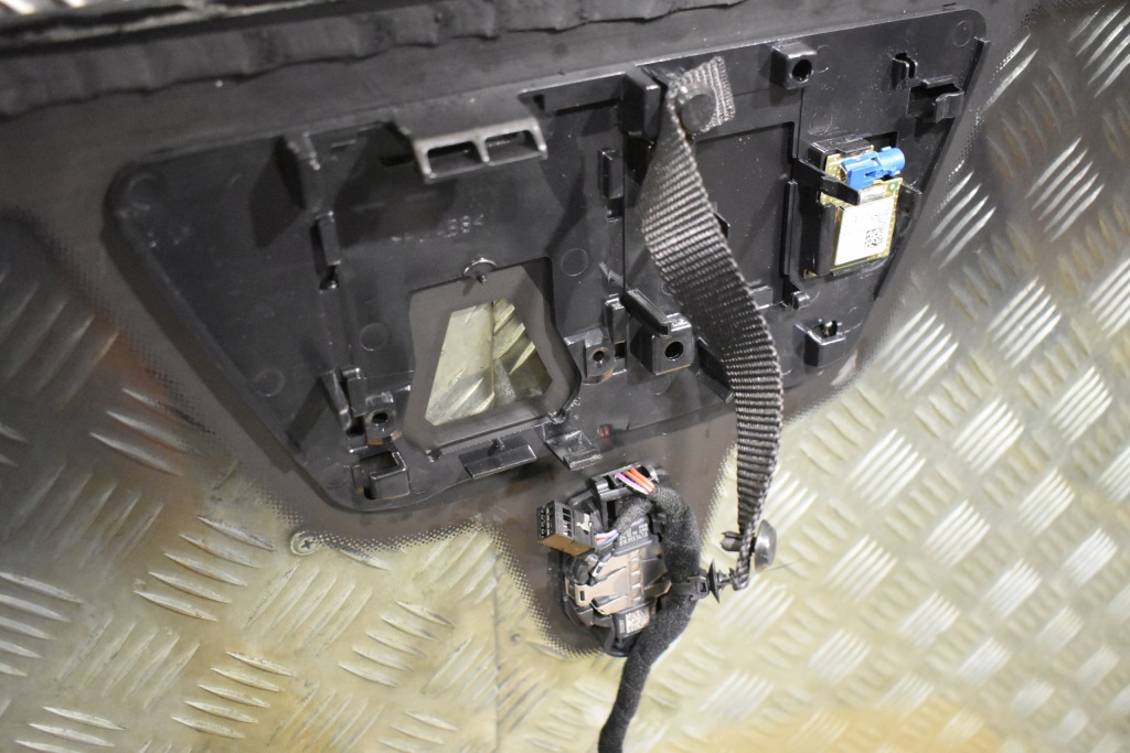 фото №5, Idealna стекло перед передняя porsche panamera 971 камера 1