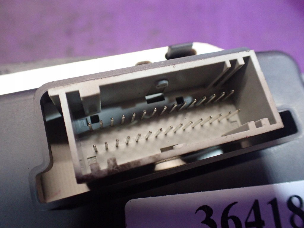 фото №5, Renault thalia i 99-08 1.4 75km счетчик приборы 8200066931 284332km