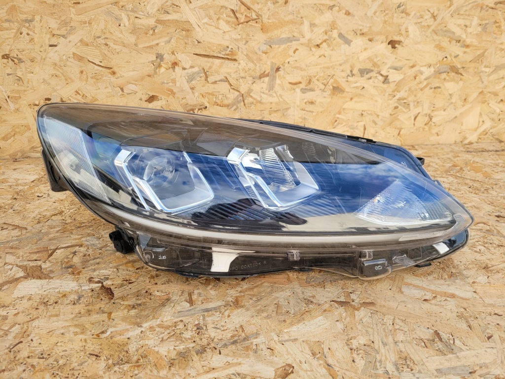 Купить Фара ford kuga mk3 правый  перед full led lv4b-13e014-cd