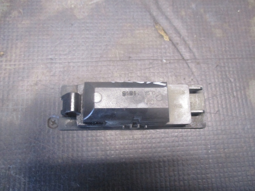 фото №4, Освітлення номерного знака opel zafira b