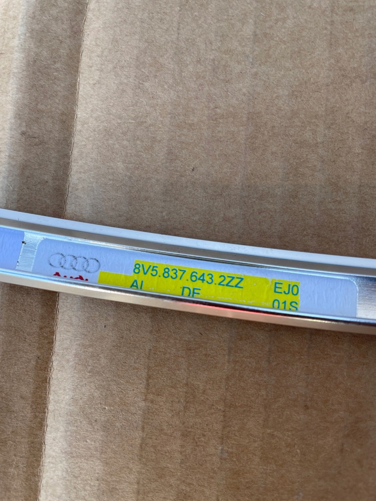 фото №7, Audi a3 8v sedan молдинг левая хром 8v5837643 2zz