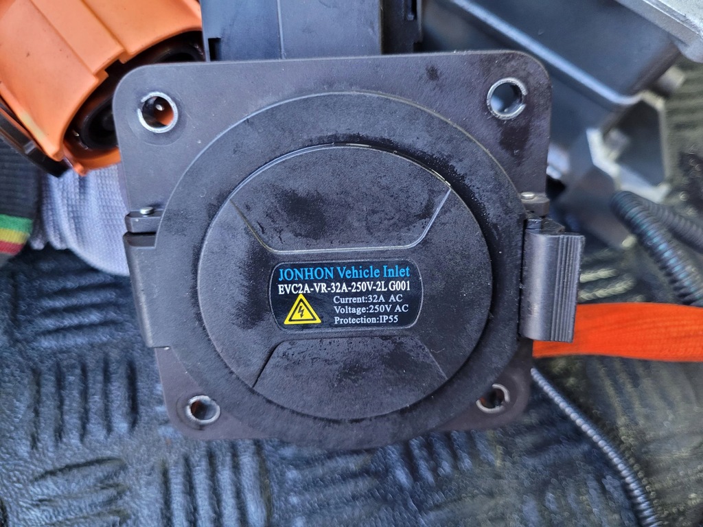 фото №6, Конвертер инвертор зарядное устройство разъём зарядки преобразователь dacia spring