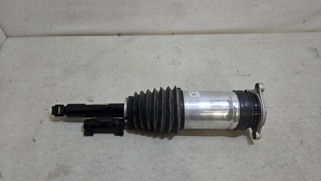 фото №8, Амортизатор задняя задний правый tesla model s plaid 1420467-00-d