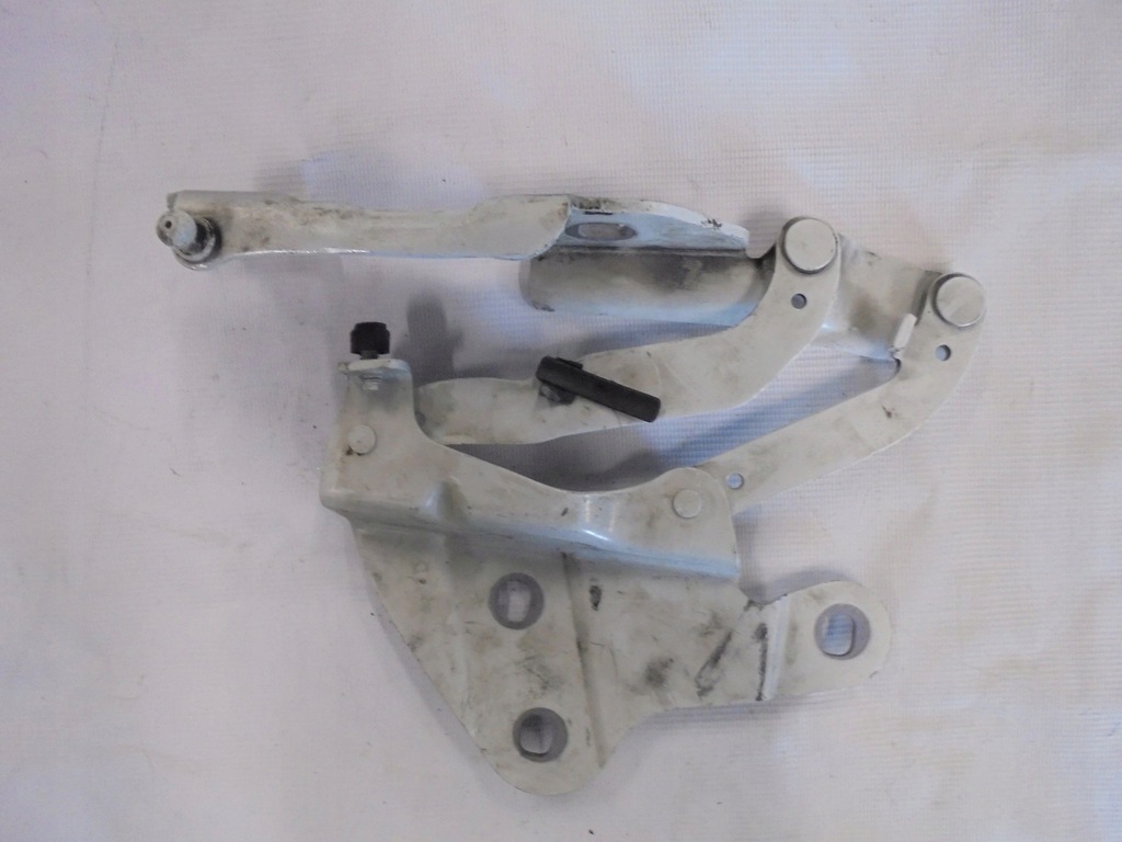 фото №1, Правий петля капот bmw x1 e4