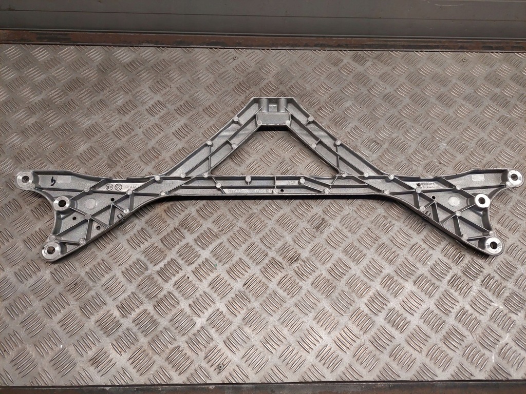 фото №5, Audi a8 s8 d4 4h 2015 з передній інше частини відсік двигуна