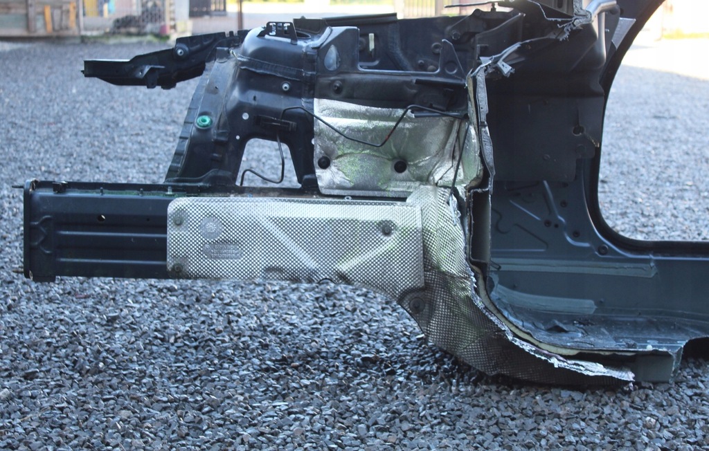 фото №11, Четверть лонжерон порог перед правый bmw e90 e91