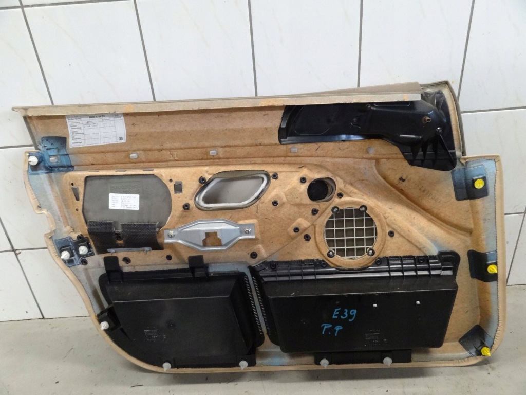 Bmw 5 e39 1999 універсал карта оббивка дверей правий перед 8212718 8212806 Київ