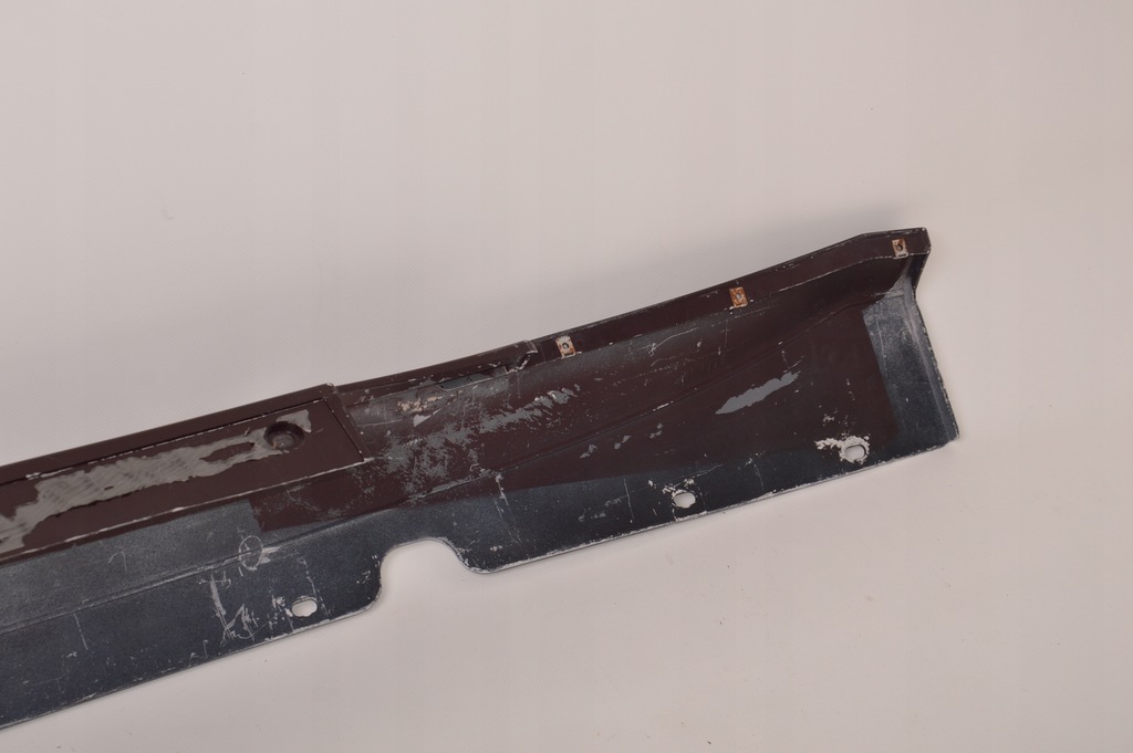 фото №8, Maserati granturismo молдинг накладка порог левая