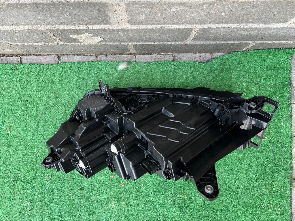 фото №14, Skoda enyaq 5lb led 5lb941016f лампа правая