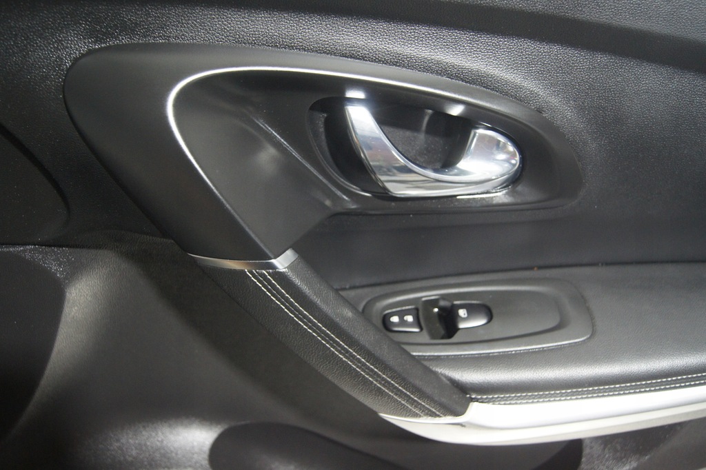 фото №10, Обшивка дверь правый перед renault kadjar