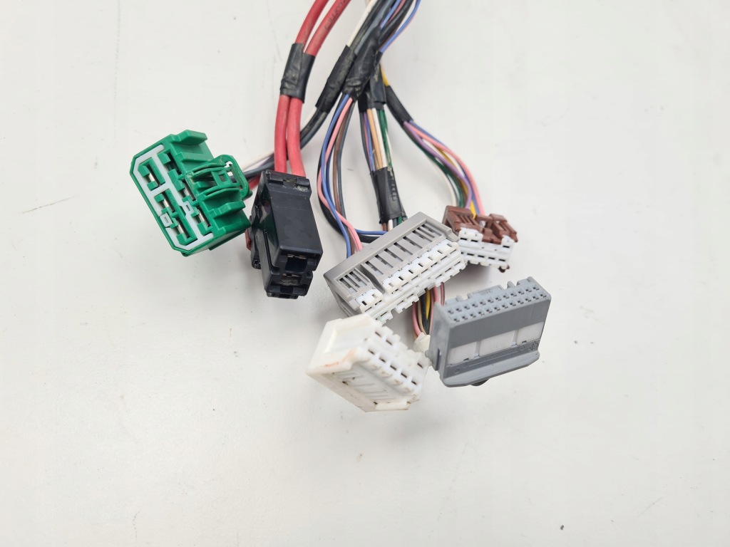 фото №3, Renault clio v штекер колодка жгут upc