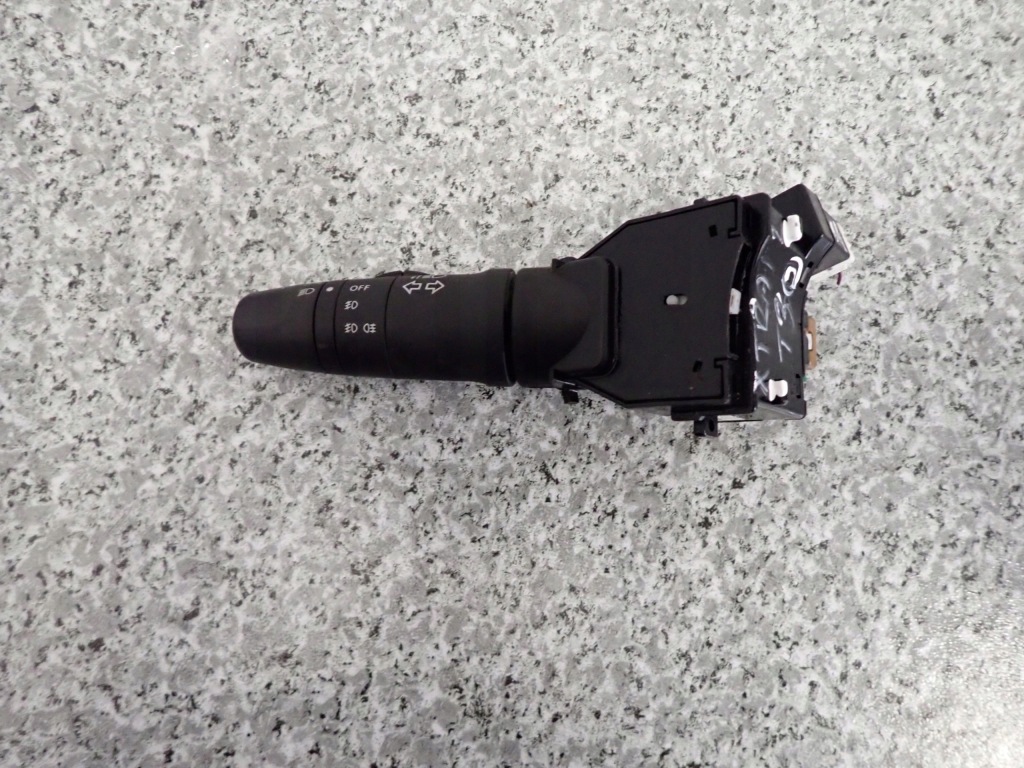 фото №1, Nissan xtrail t30 01-07 переключатель света