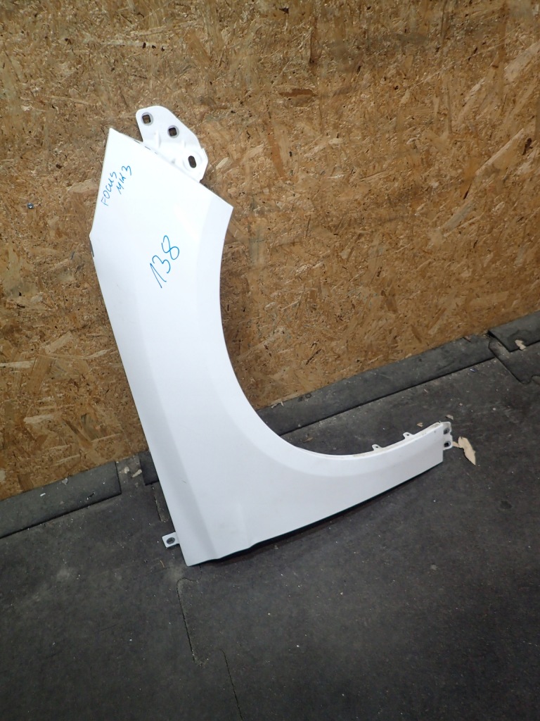 Купити Крила перед правий ford focus mk3