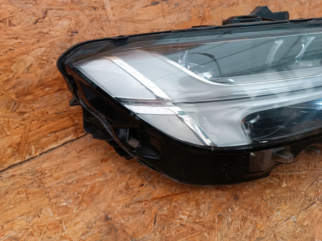 фото №10, Лампа правий перед eu led 31468901 volvo v90 s90