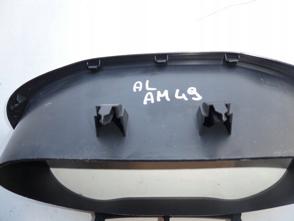 фото №4, Рамка корпус защита спидометра master iv 681014127r