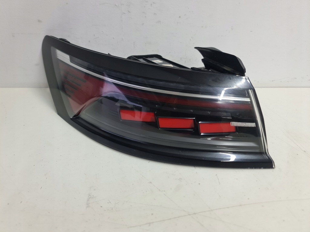 фото №1, Лампа задняя задняя правая vw arteon 3g7945207b