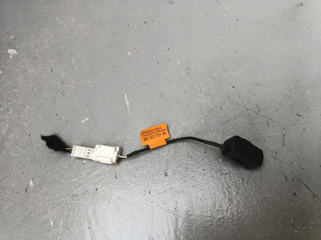 Купити Opel crossland x 17r- мікрофон 9812373180