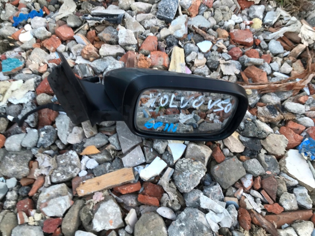 фото №1, Volvo v50 6pin зеркало правое