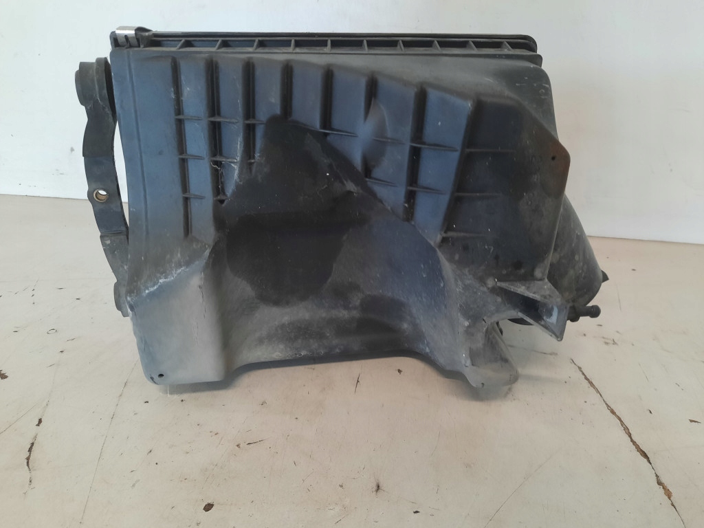 Bmw 520 ie39 95-00 корпус фильтра воздуха 90531002 206s3 в Украине