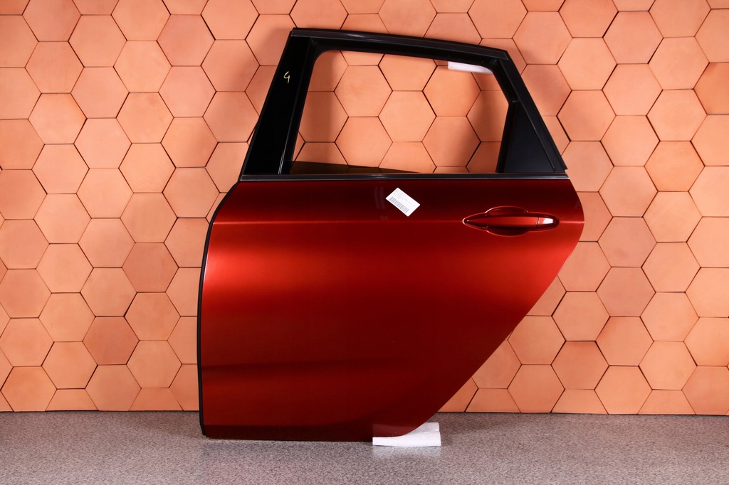 фото №1, Bmw 2 f45 - дверь левая задняя полный цвет c1x