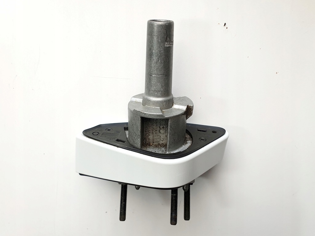 фото №1, Кронштейн рычаг зеркало правое audi a7 4g ls9r 10-