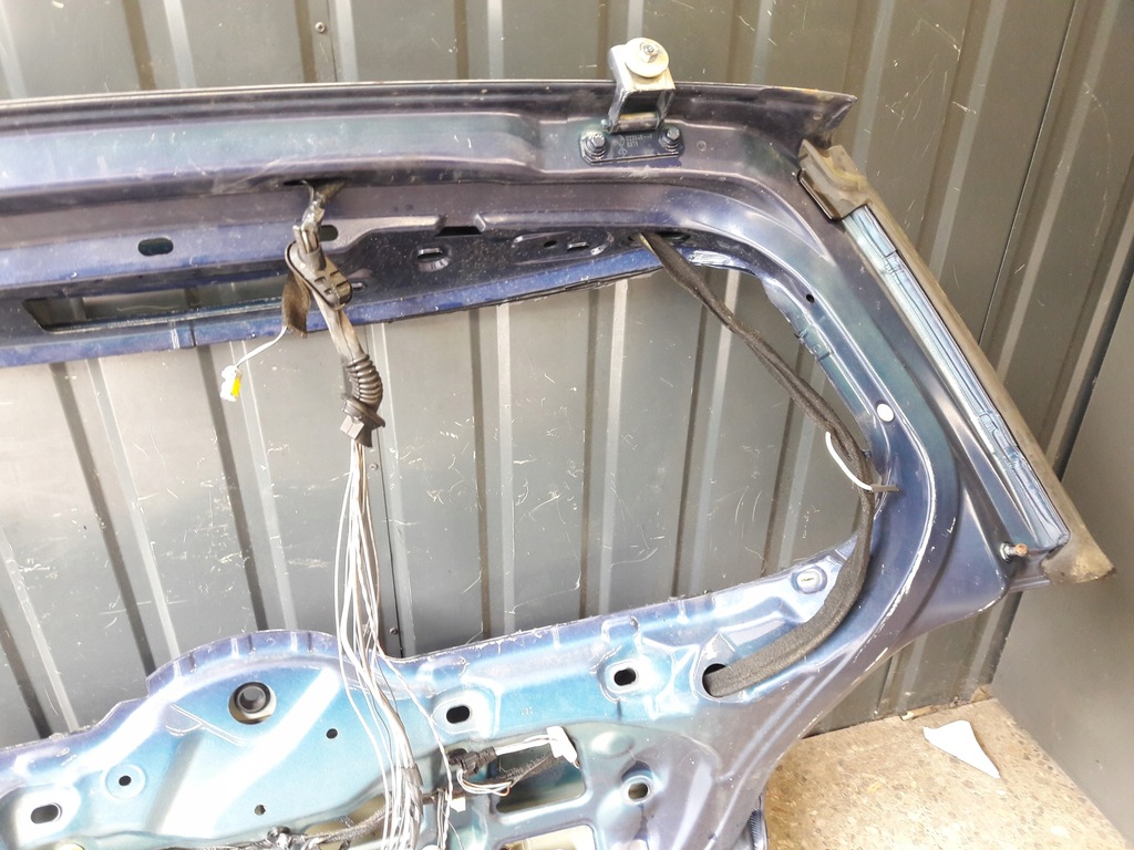 фото №9, Крышка багажника задняя renault megane ii hb 03r granatowa